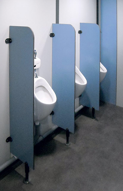 Séparations d'urinoirs panneaux de douche Habillage WC - LDM